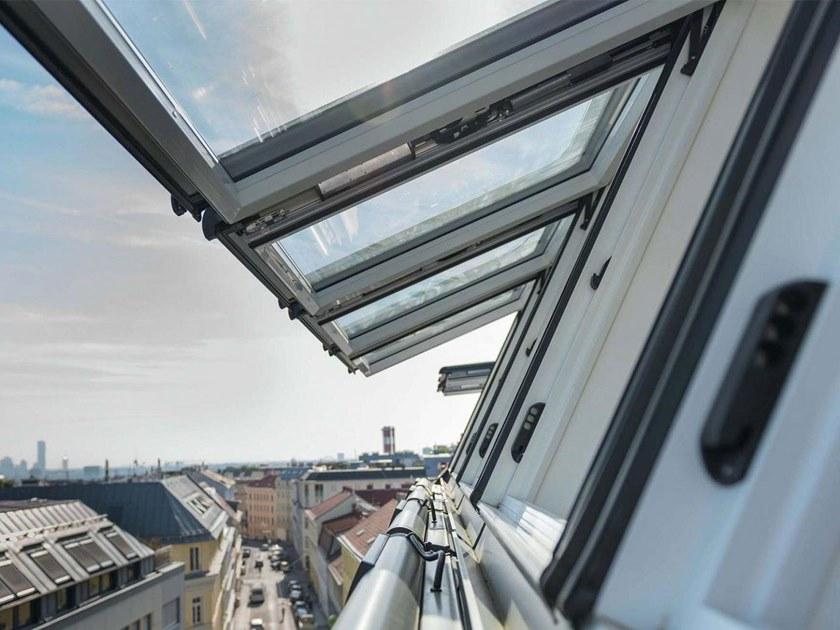 Roto Поворотное / поворотное окно из ПВХ Designo sun-id-1508764 - Вид №3