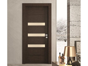 Деревянные и стеклянные распашные двери