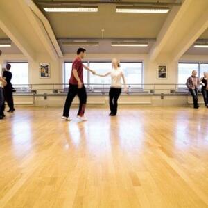 Спортивный паркет Karelia Дуб Натур (Гладкая) 2266х188 мм.