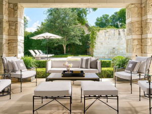 Стул из нержавеющей стали