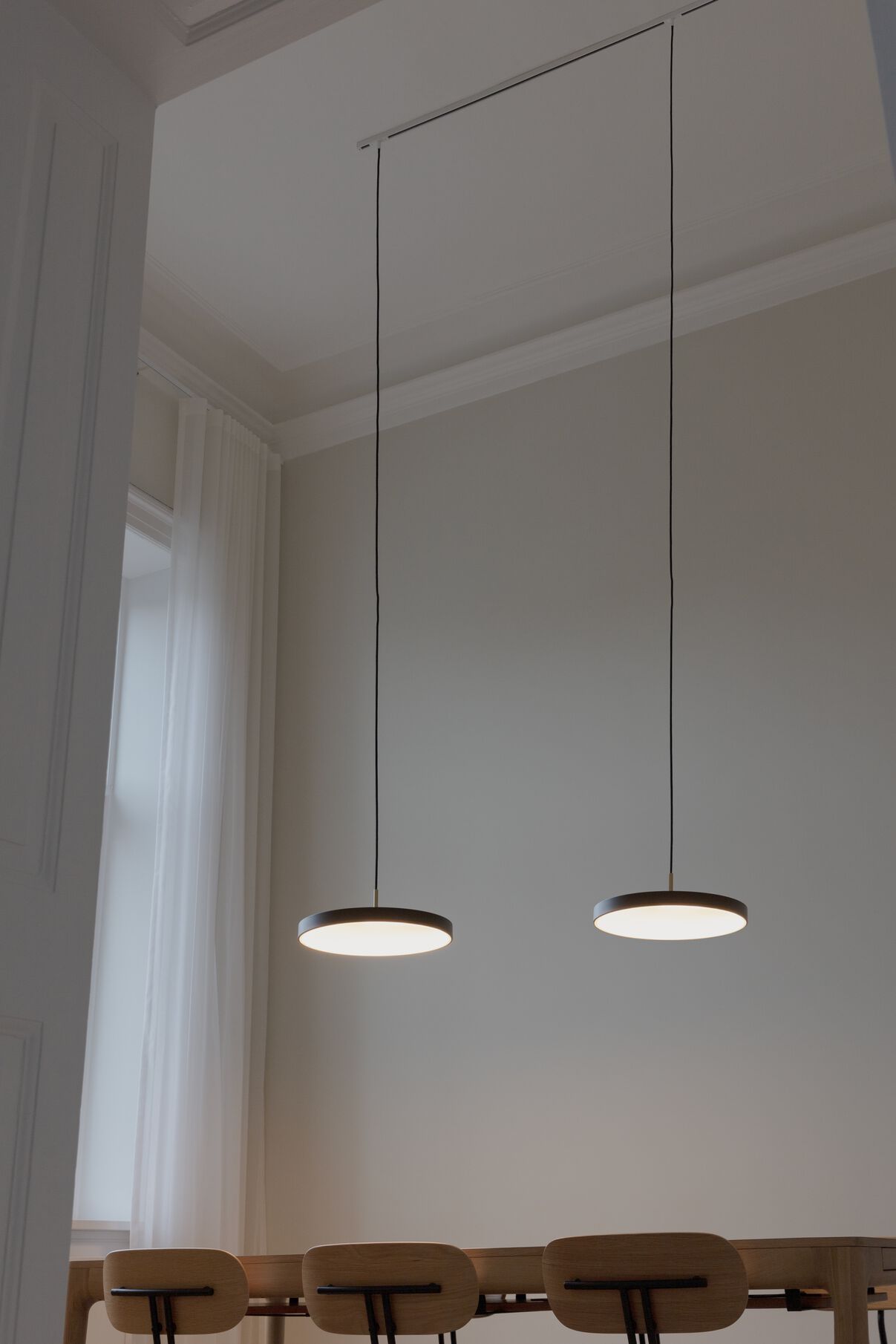 Алюминиевый светодиодный подвесной светильник UMAGE Asteria ARCH-00097505 - Вид №4