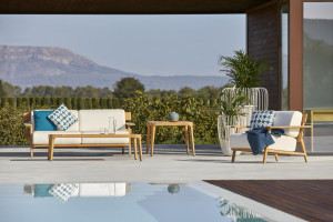 107056 Столик 70 x 70 см Point Paralel