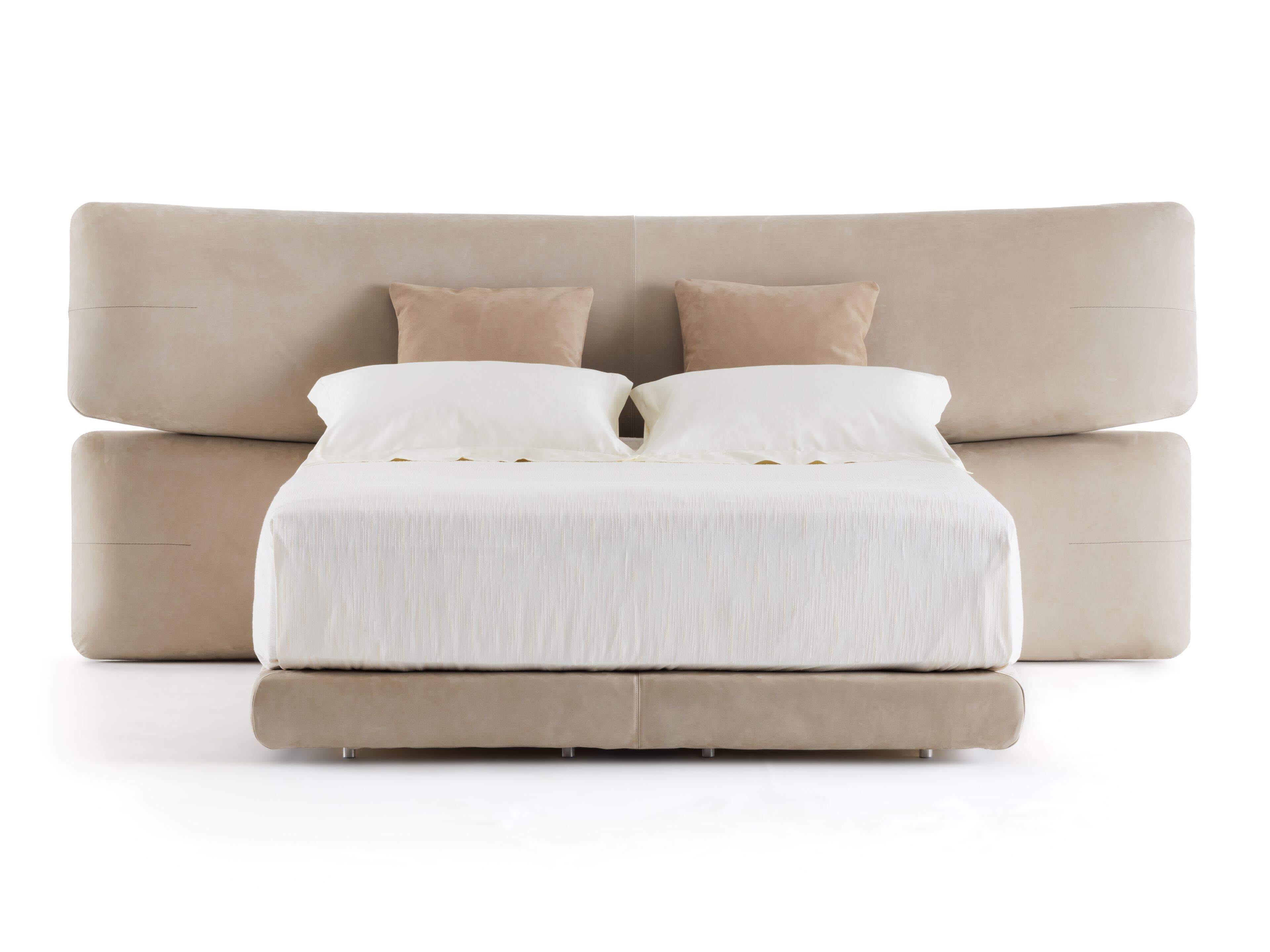 Кожаная двуспальная кровать с мягким изголовьем Flou YUNA ARCH-00103925 - Вид №1