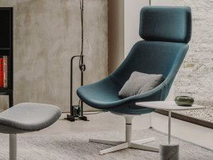 Тканевое вращающееся кресло