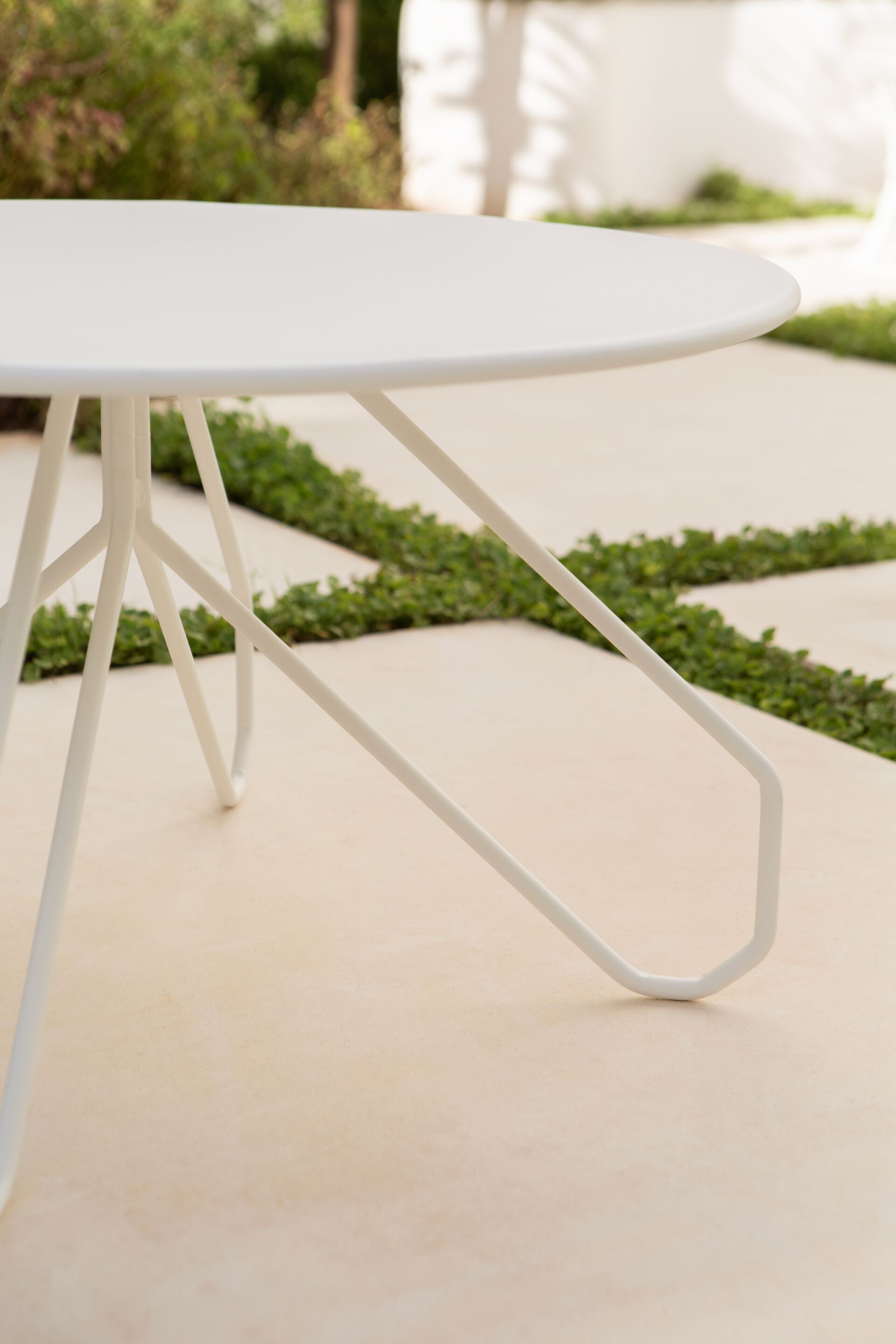 Круглый стол для сада с порошковым покрытием iSimar Мартини ARCH-00026391 - Вид №2