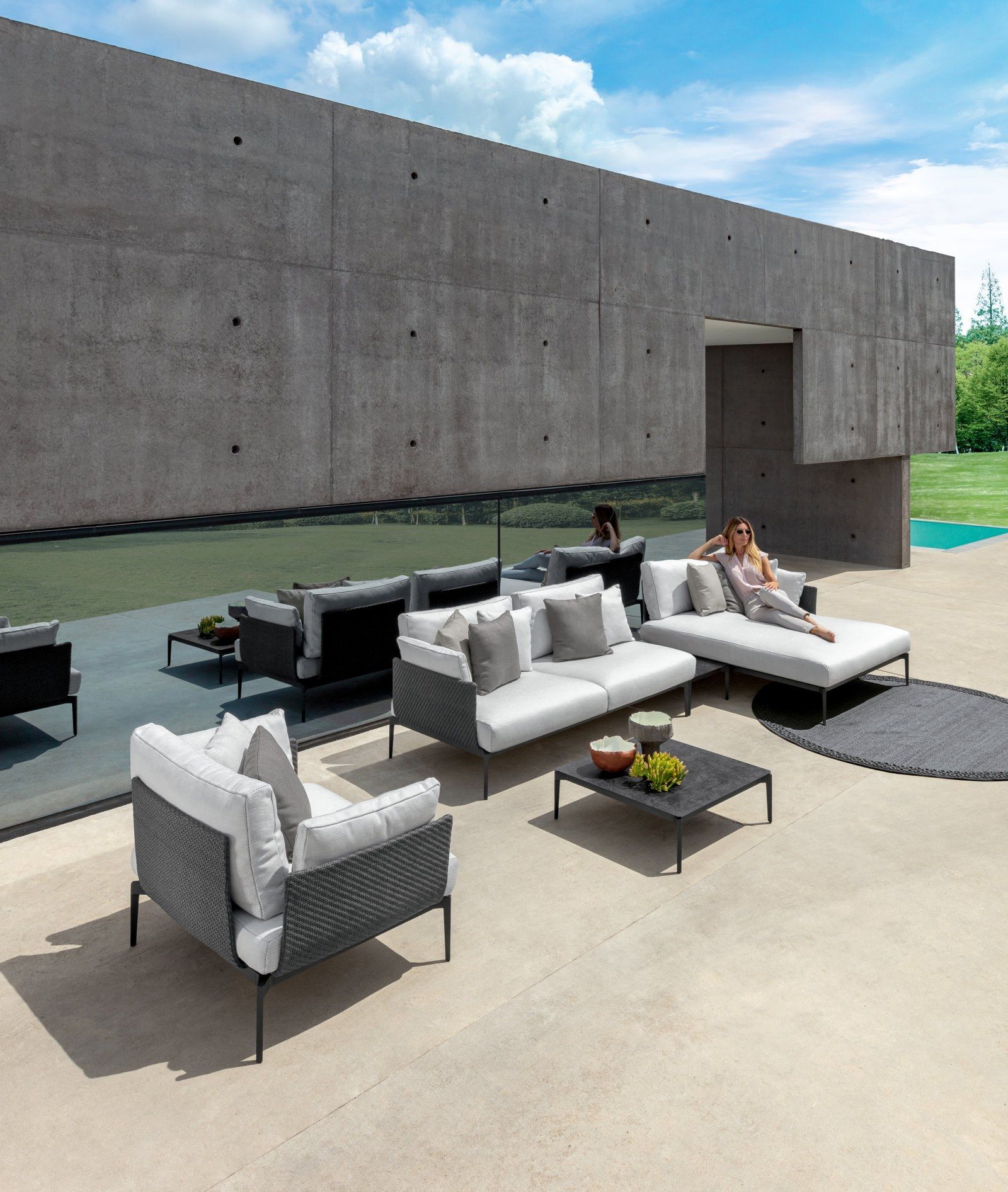 Квадратный садовый столик Talenti Leaf ARCH-00141543 - Вид №1