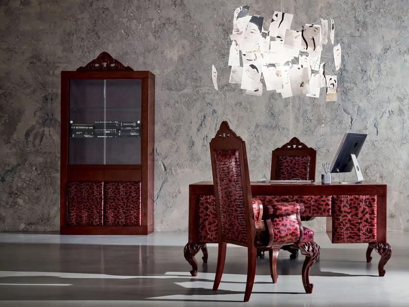 Modenese Gastone Витрина из дерева и стекла Minimal baroque 42104 - Вид №1