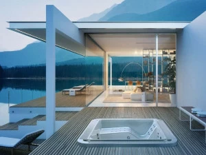 Glass1989 Прямоугольный пейзажный бассейн с гидромассажем Home & spa rituals