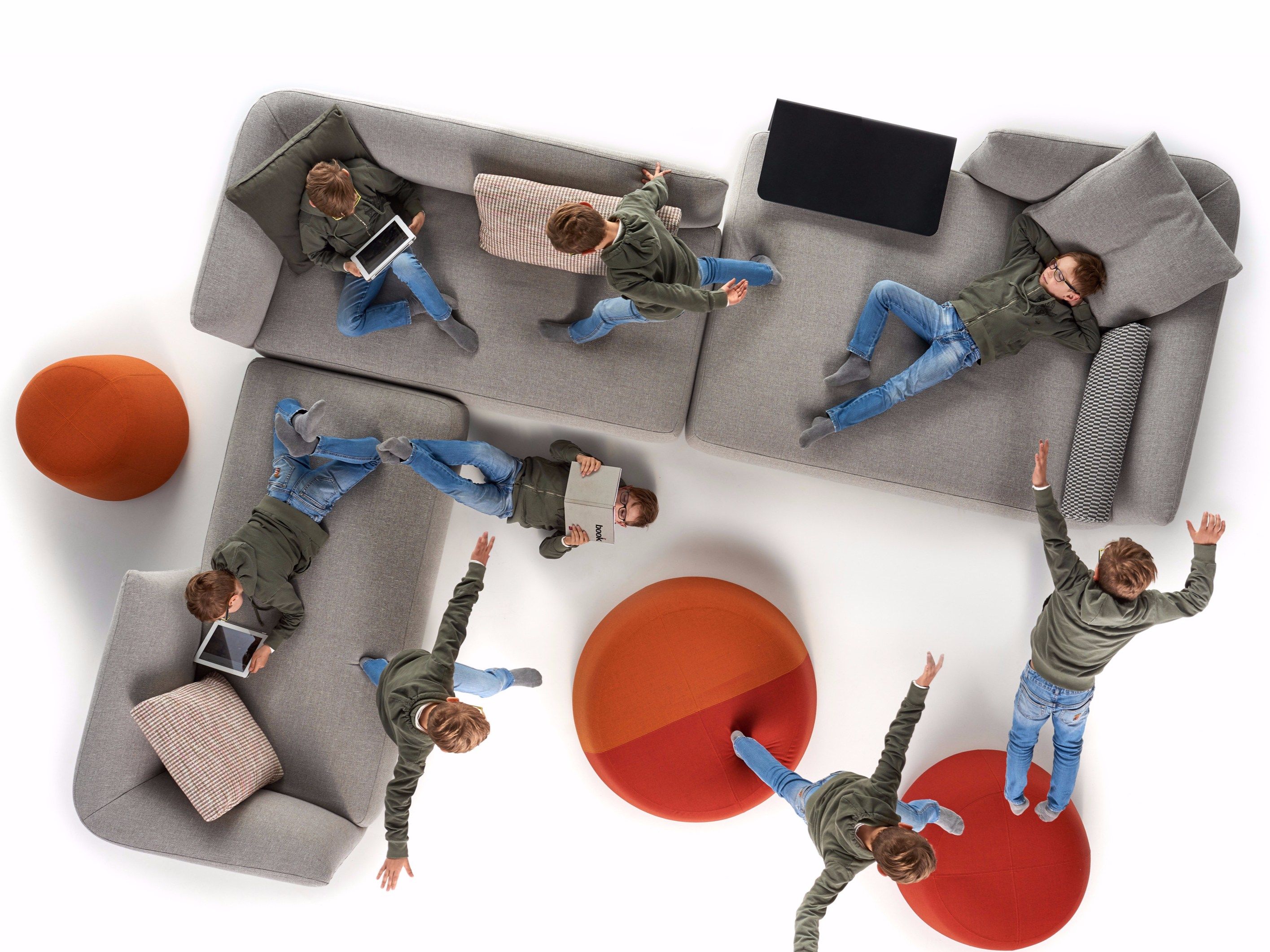 Угловой диван из ткани MDF Italia Cosy ARCH-00109503 - Вид №1