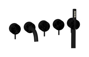 Настенный смеситель для ванной на 5 отверстий с дивертером и душевым гарнитуром. WE ARE IB mr398np_2 Matt Black Marmo