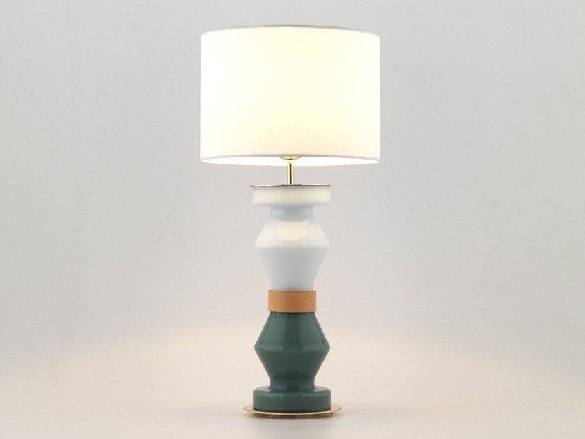 035922 Настольная лампа золотой металл (абажур не в комплекте) Aromas del Campo Kitta 