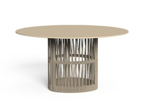 Круглый садовый стол