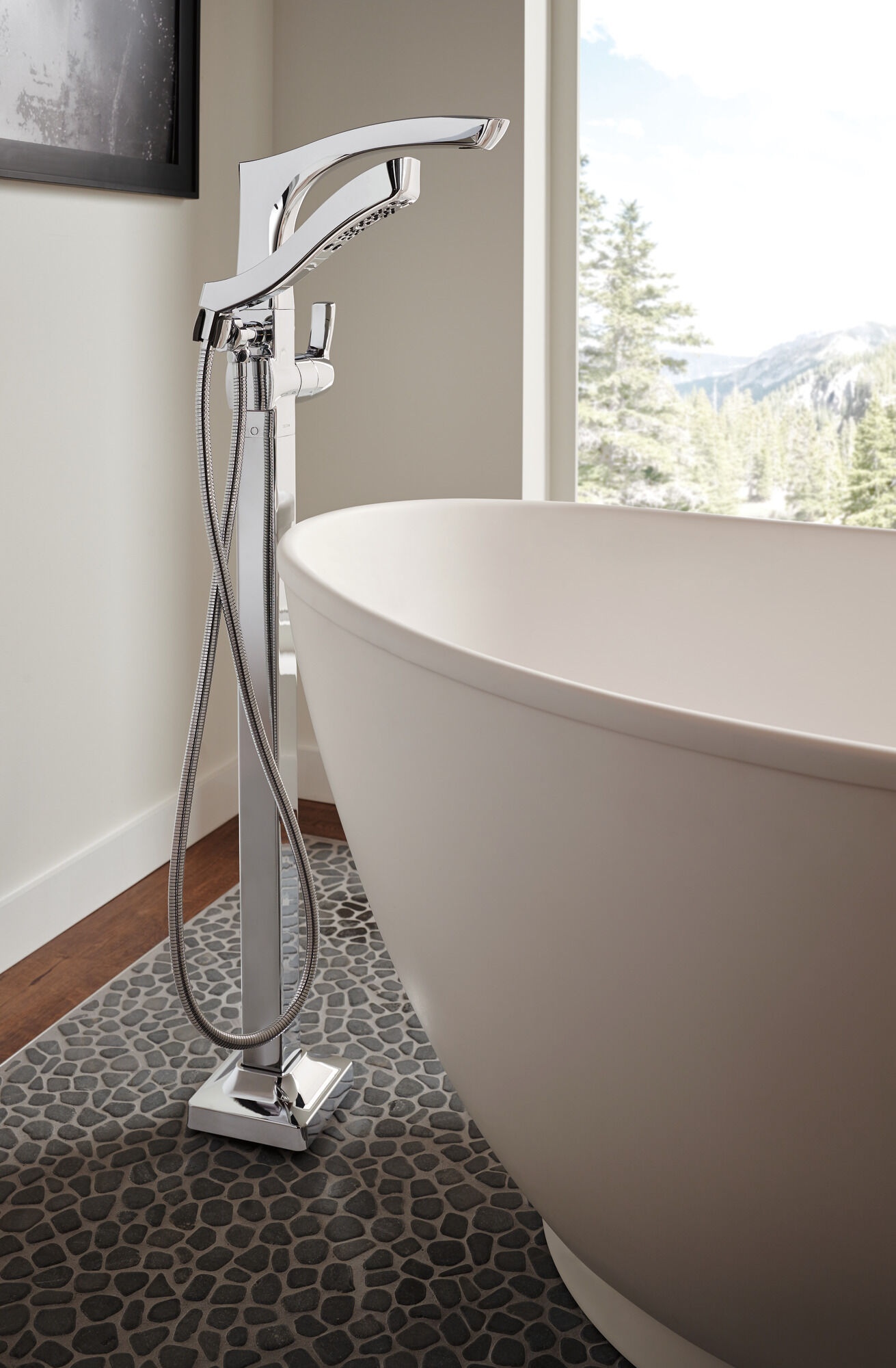 T4752-PNFL Напольная накладка для ванны с одной ручкой и ручным душем Delta Faucet Tesla Полированный никель - Вид №8