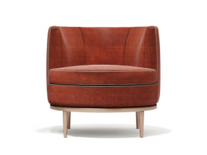 Тканевое кресло с подлокотниками