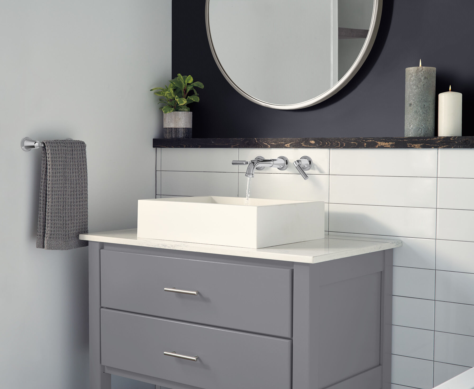 74808 8-дюймовый мини-полотенцесушитель Delta Faucet Bowery Хром - Вид №1