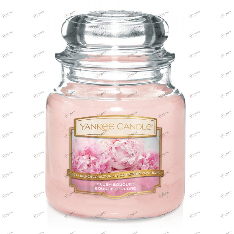 Свеча средняя в стеклянной банке "Пудровый букет" Blush Bouquet 411 гр 65-90 часов YANKEE CANDLE  268002 Розовый 