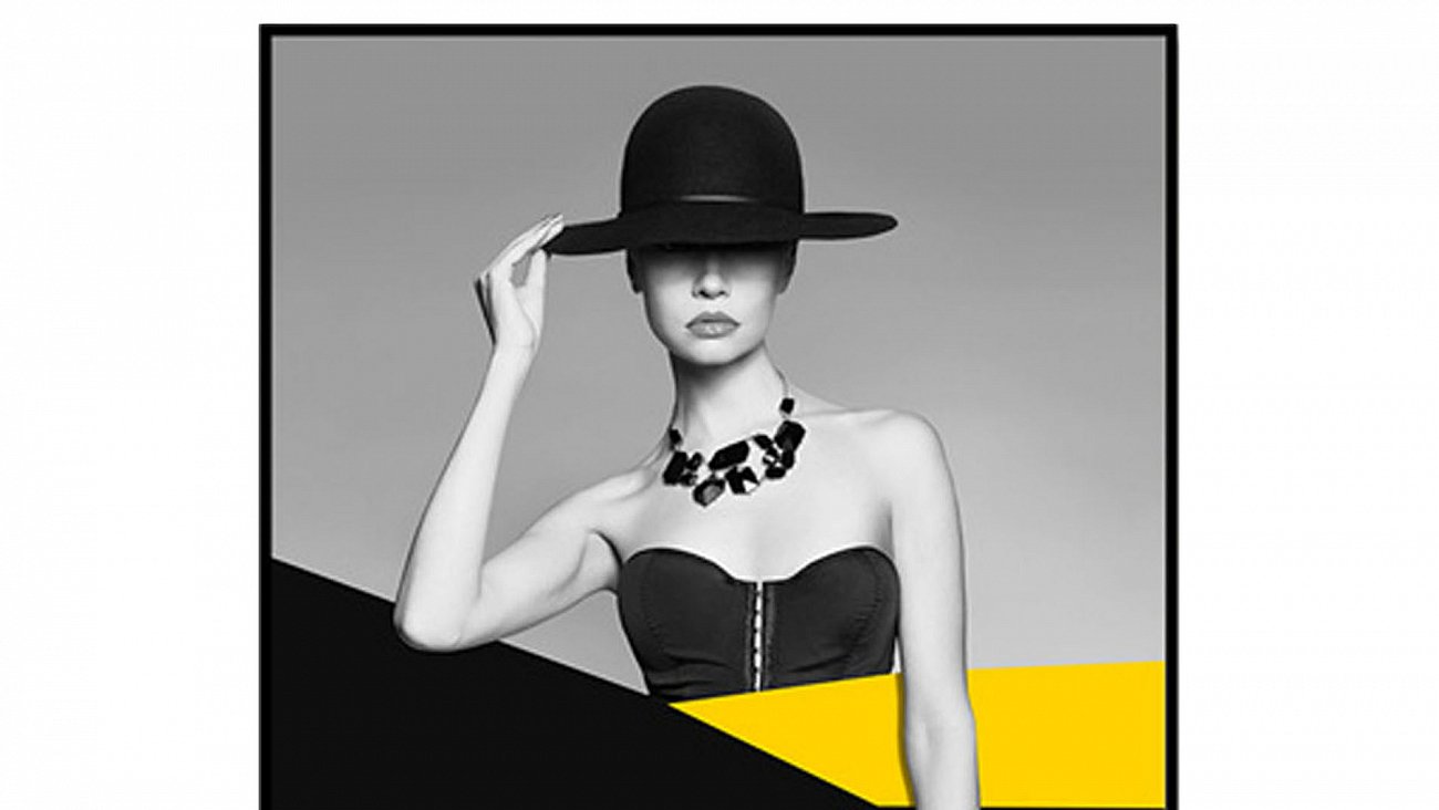 Постер прямоугольный на художественной бумаге 80х60 см "Модница-1" EVENHOME ДИЗАЙНЕРСКИЕ 00-3878754 Белый;черный;разноцветный  - Вид №2