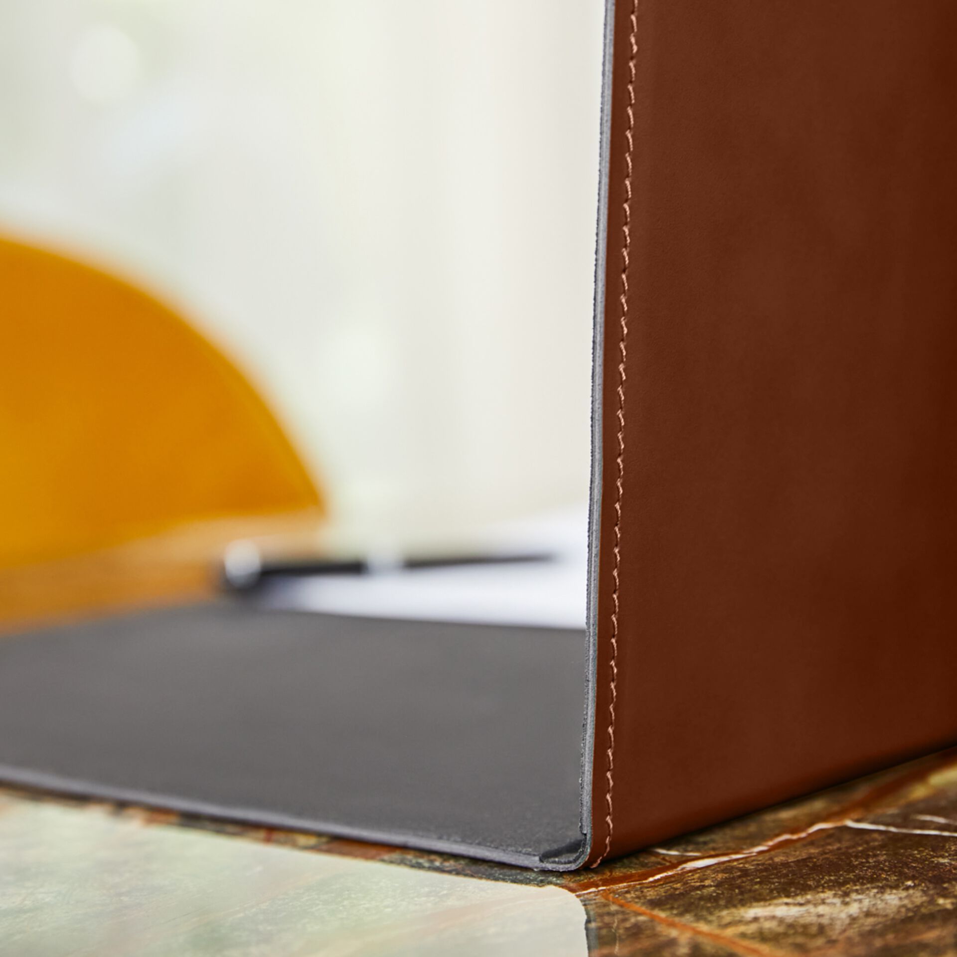 Подпушка из регенерированной кожи EGLOOH GEMINI ARCH-00153259 - Вид №10