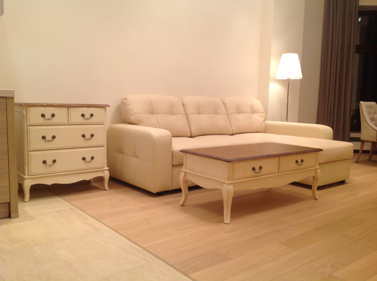 Журнальный столик белый с ящиками Mobilier de Maison ДОМАШНЯЯ ОБСТАНОВКА MOBILIER DE MAISON 017233 Белый Santreyd  - Вид №7