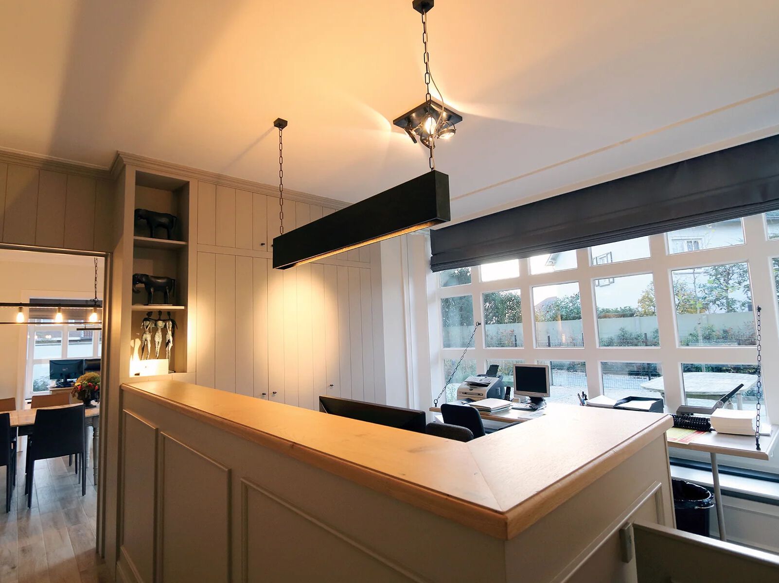 Латунный подвесной светильник Authentage Lighting Q-BRI SUSPENSION ARCH-00143642 - Вид №1