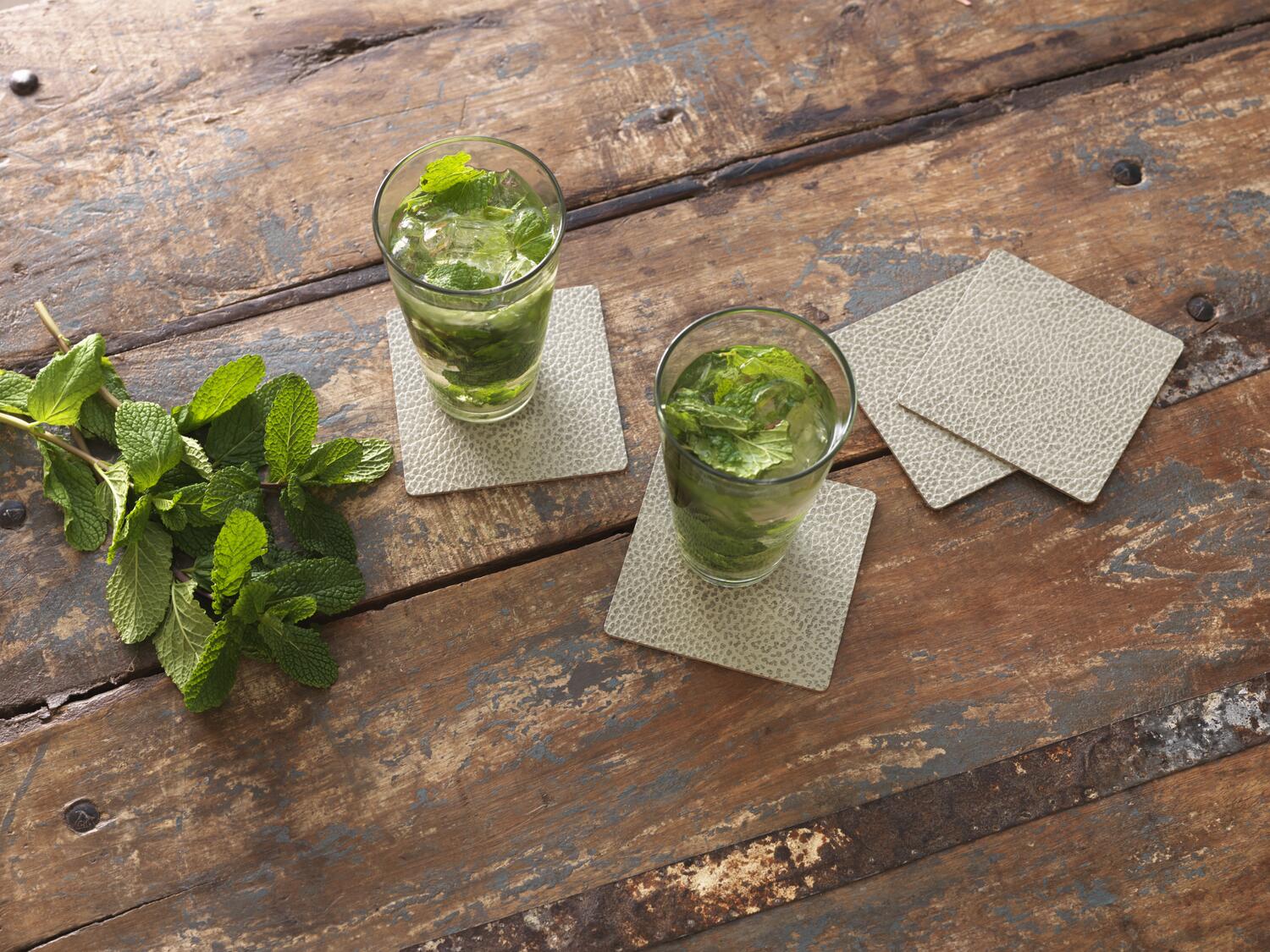 983513 HIPPO olive green подстаканник квадратный 10x10 см, толщина 1,6 мм;LIND DNA  - Вид №1