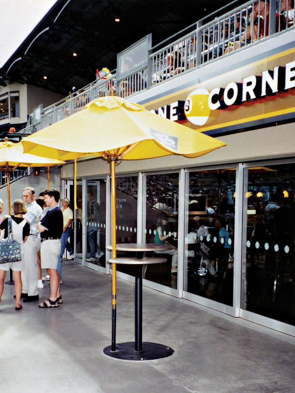 FSRT130 Стол для бистро  Forms-surfaces  - Вид №2