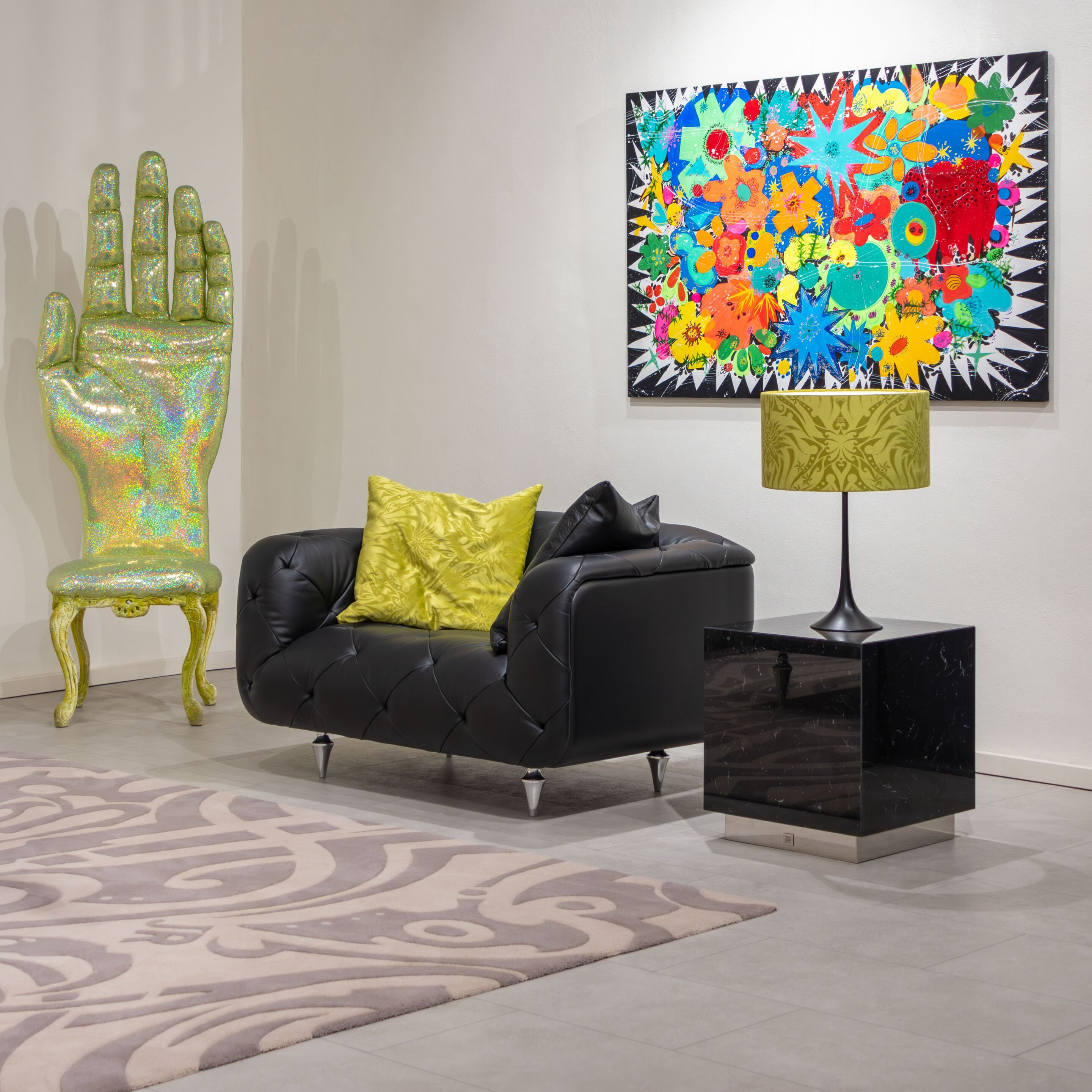 Квадратный журнальный столик из черного мрамора Marquina Formitalia Джон Ричмонд ARCH-00004984