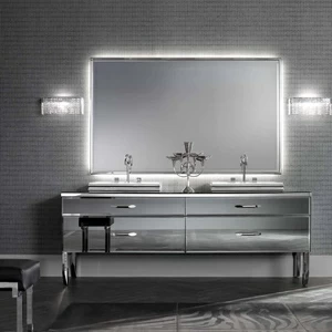 Комбинация ванной комнаты H01 в отделке VETRO specchio fumè MILLDUE HILTON