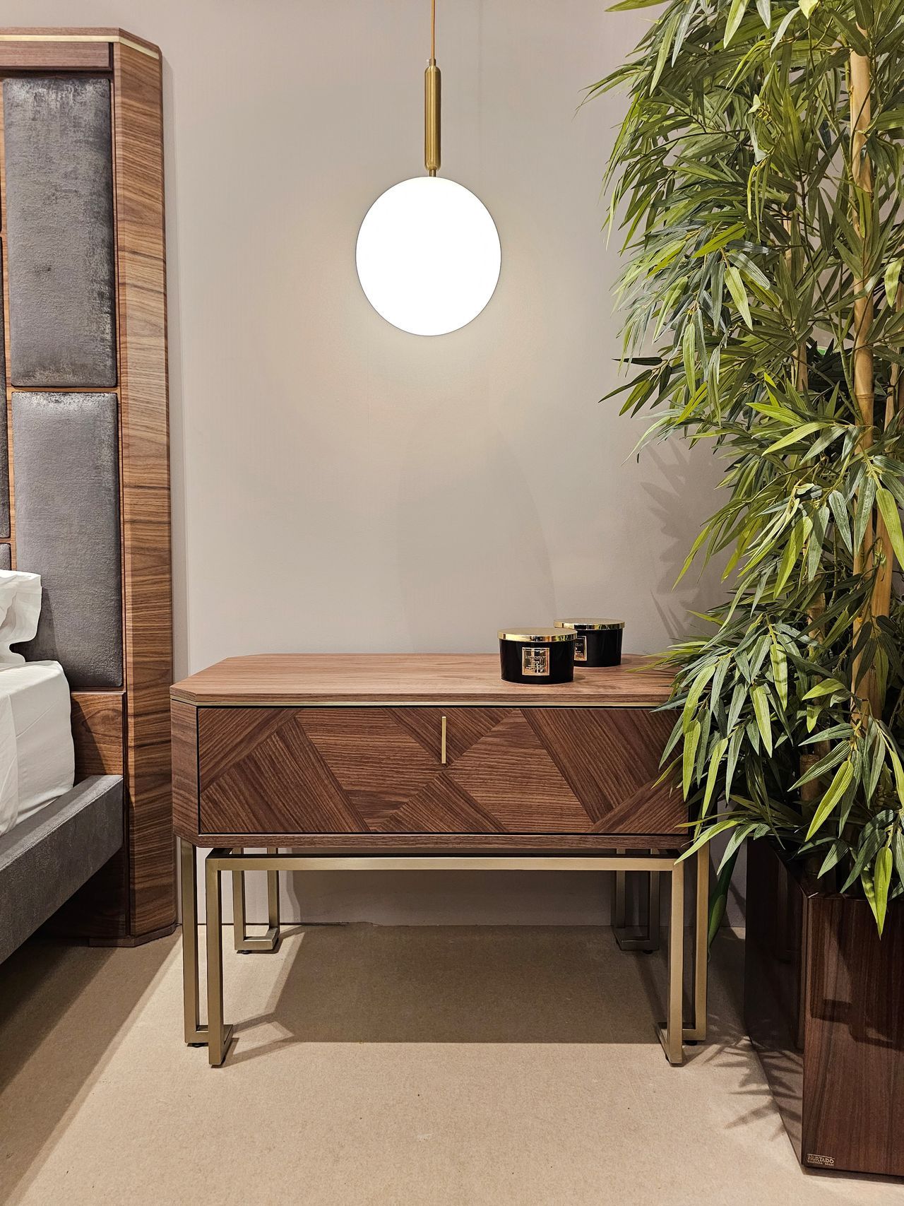 Деревянная прямоугольная тумбочка Hurtado Evolution ARCH-00007133 - Вид №1