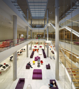 Регулируемый светодиодный прожектор из литого алюминия