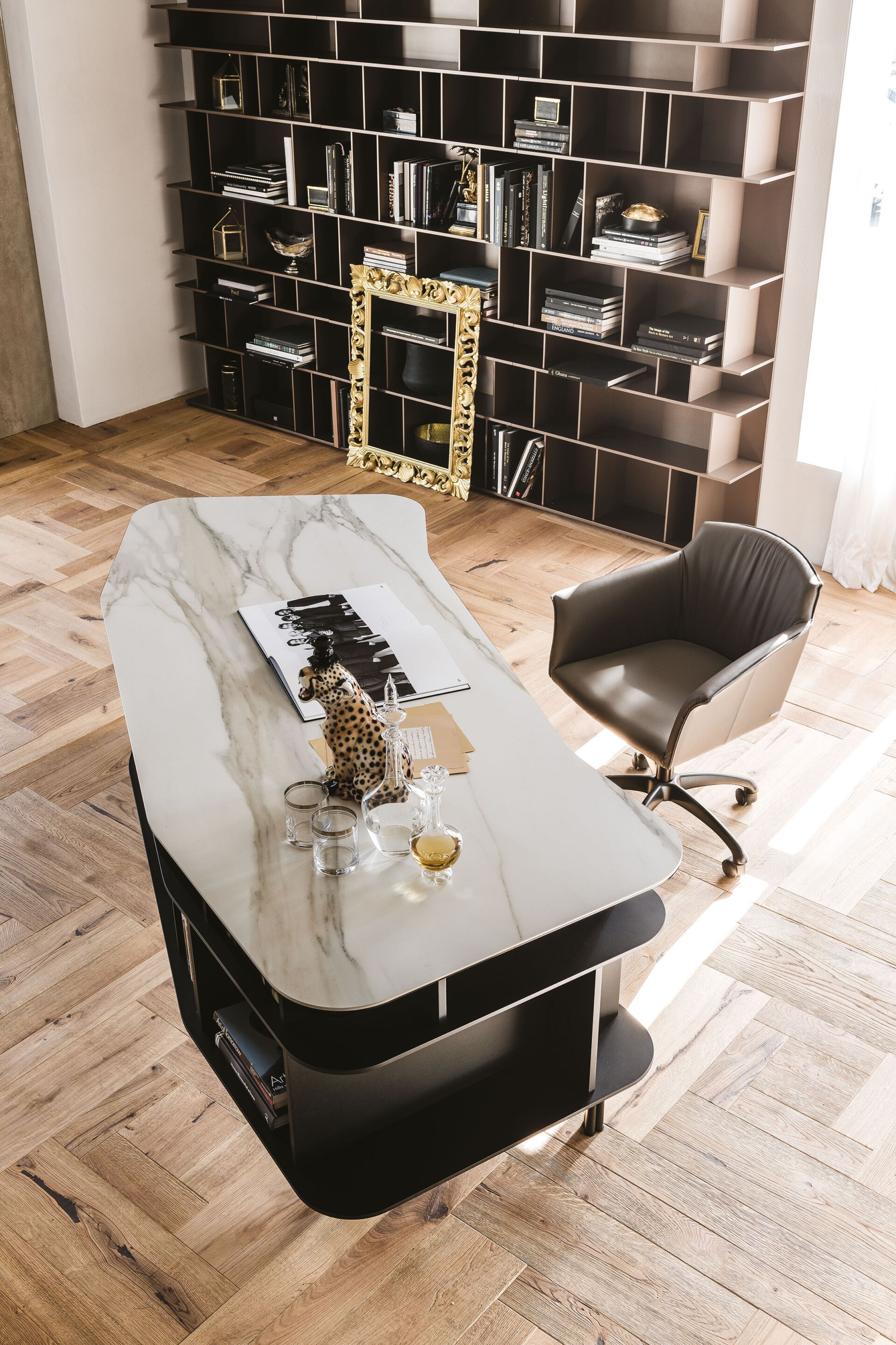 Деревянный стол с полками и керамической столешницей Cattelan italia WALL STREET ARCH-00059490 - Вид №2