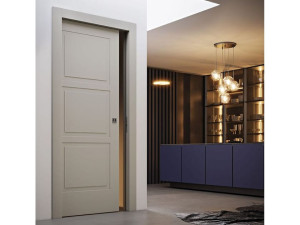 Лакированная раздвижная дверь