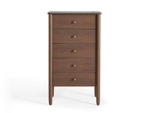 Деревянный комод