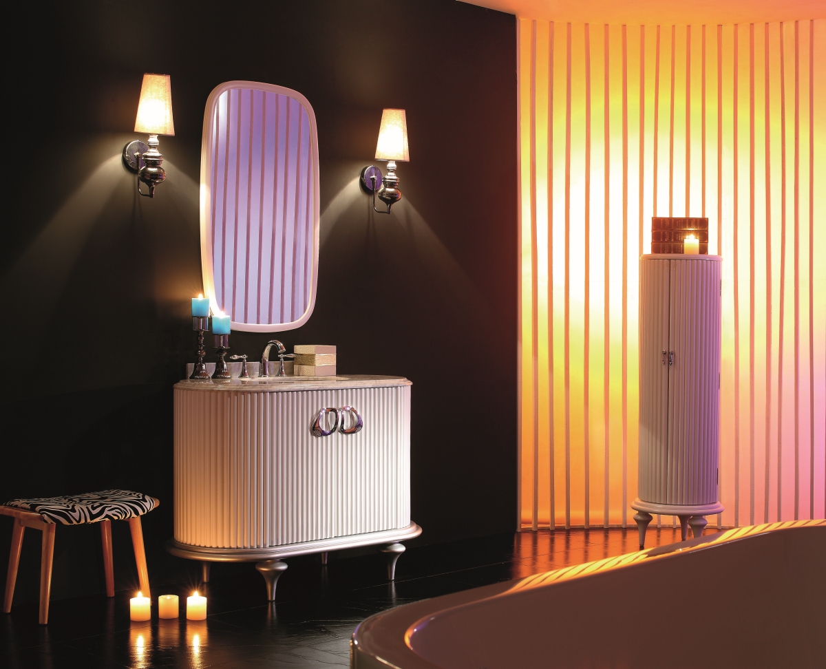 Тумба RIVOLI 120 арт.TS-RI912-C-W/B Белый/Цоколь с ножками черный Tessoro TSRI912CWB - Вид №1