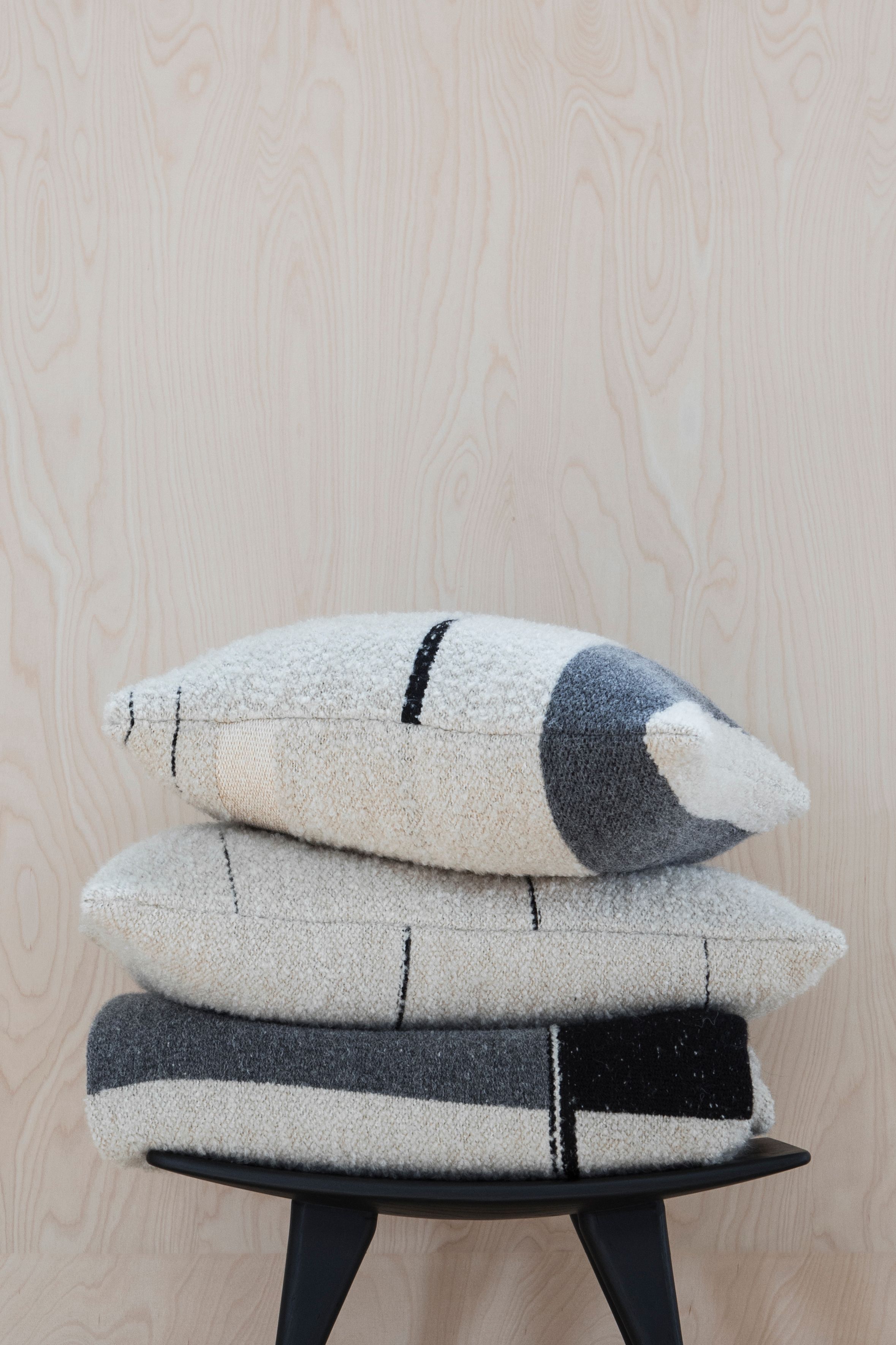 Квадратная подушка из ткани Ethnicraft Refined Layers ARCH-00068709 - Вид №2