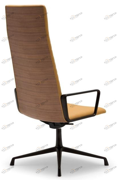 Andreu World Кресло руководителя поворотное на 4 спицы с высокой спинкой Flex executive So1846