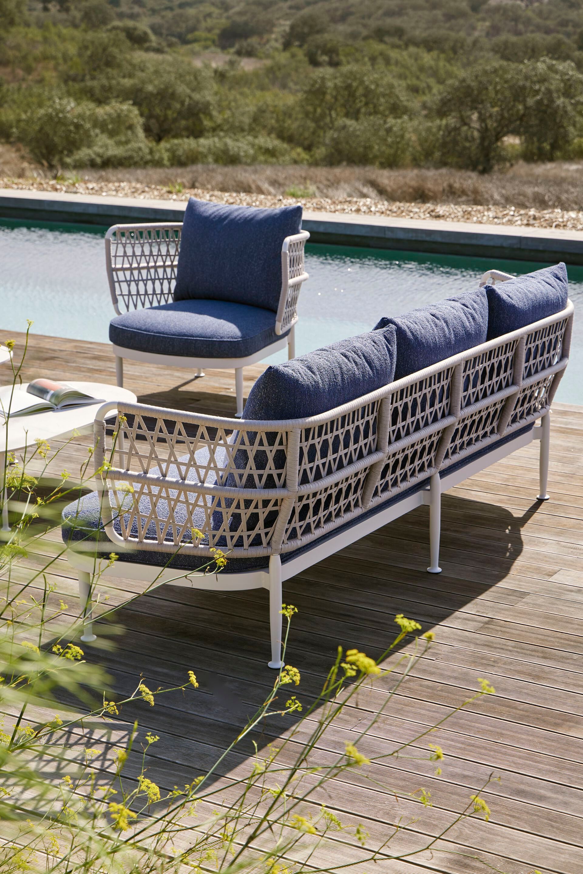 3-местный алюминиевый садовый диван с порошковым покрытием POINT Curio ARCH-00104305 - Вид №1