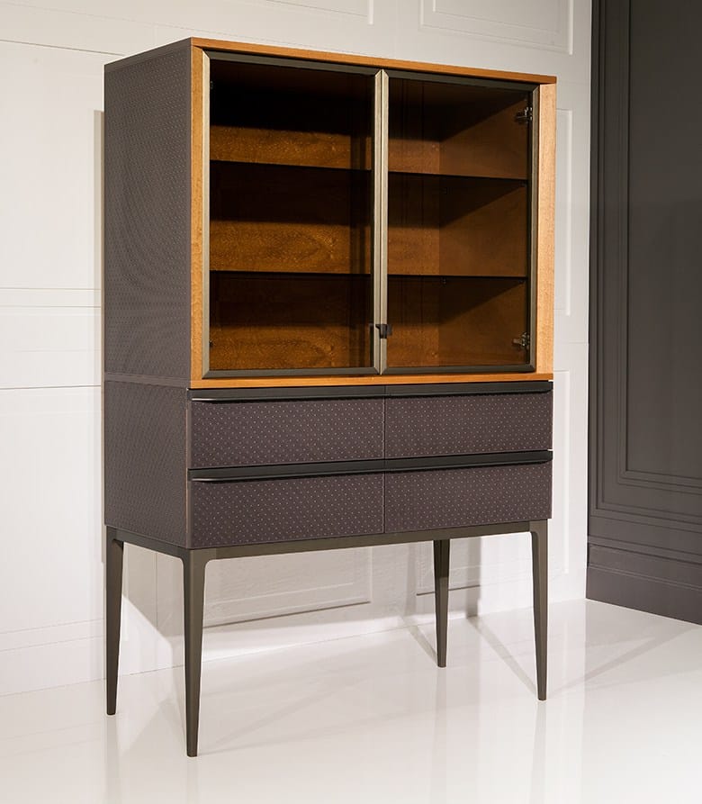 Деревянный и стеклянный шкаф Mobi Charm ARCH-00054766 - Вид №1