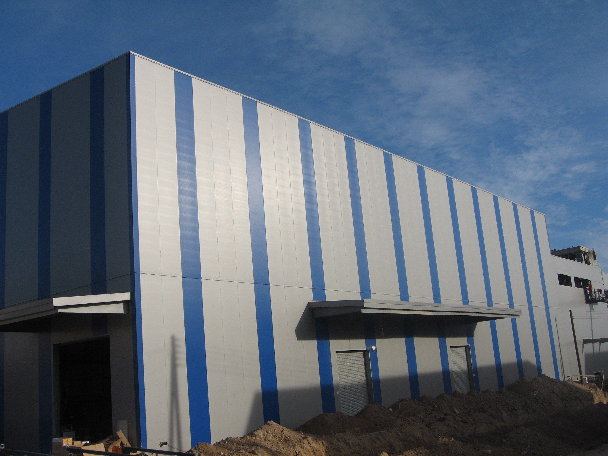 Изолированная металлическая панель для фасада ELCOM SYSTEM ТЕРМОПАРЕТЫ® ARCH-00037807 - Вид №150