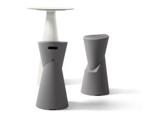 Полиэтиленовый садовый стул