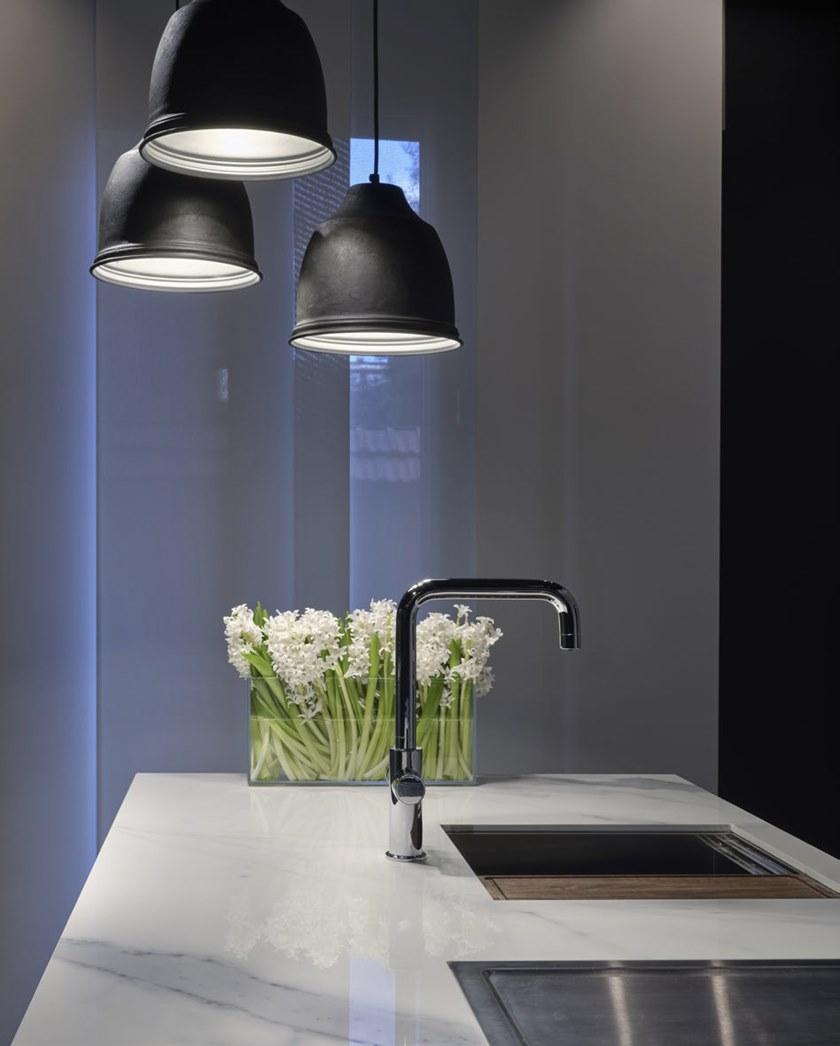 RIFRA Кухня с островом из глянцевого золотого керамического камня calacatta Kube sun-id-1472649 - Вид №5