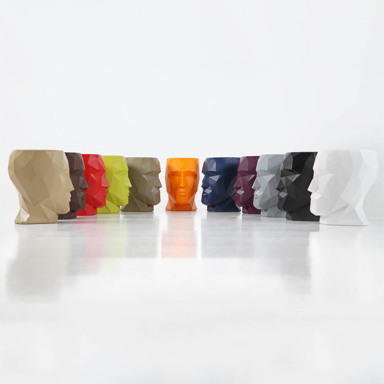 Табурет Adan матовый синий от Vondom VONDOM ADAN VONDOM 289033 Синий  - Вид №1