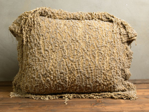 Прямоугольная подушка из полиэстера