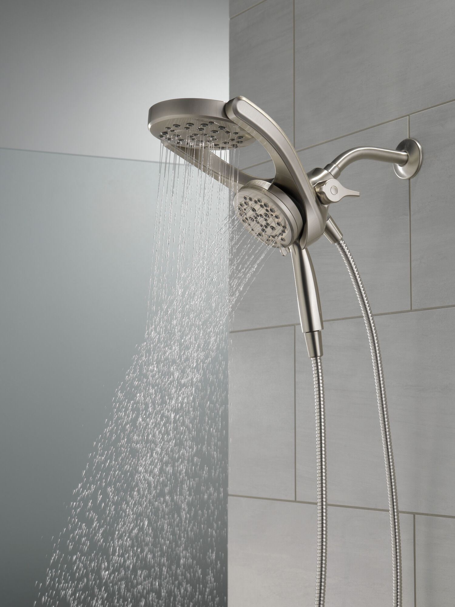 HydroRain® 4-настройка душевая лейка два в одном Delta Faucet 75699SN - Вид №20