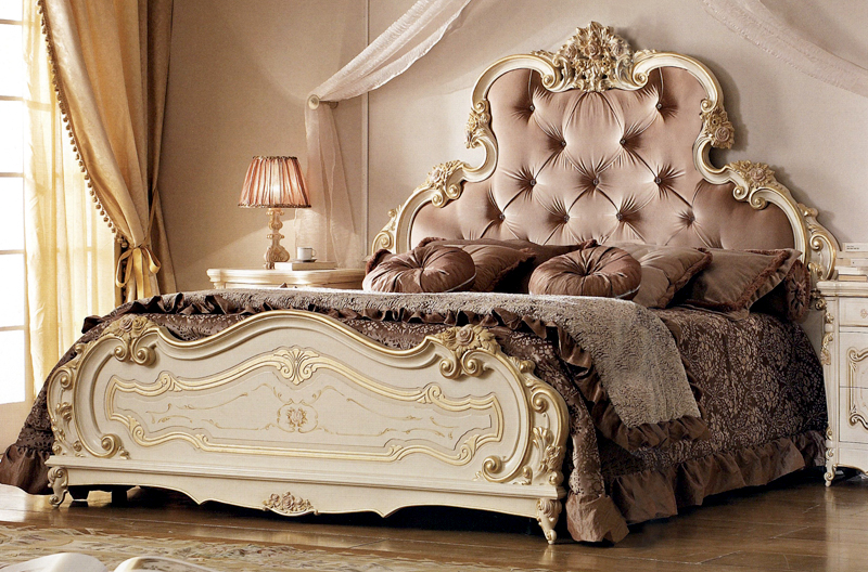 Кровать VERSAILLES AGM (ALBERTO E MARIO GHEZZANI) B.56