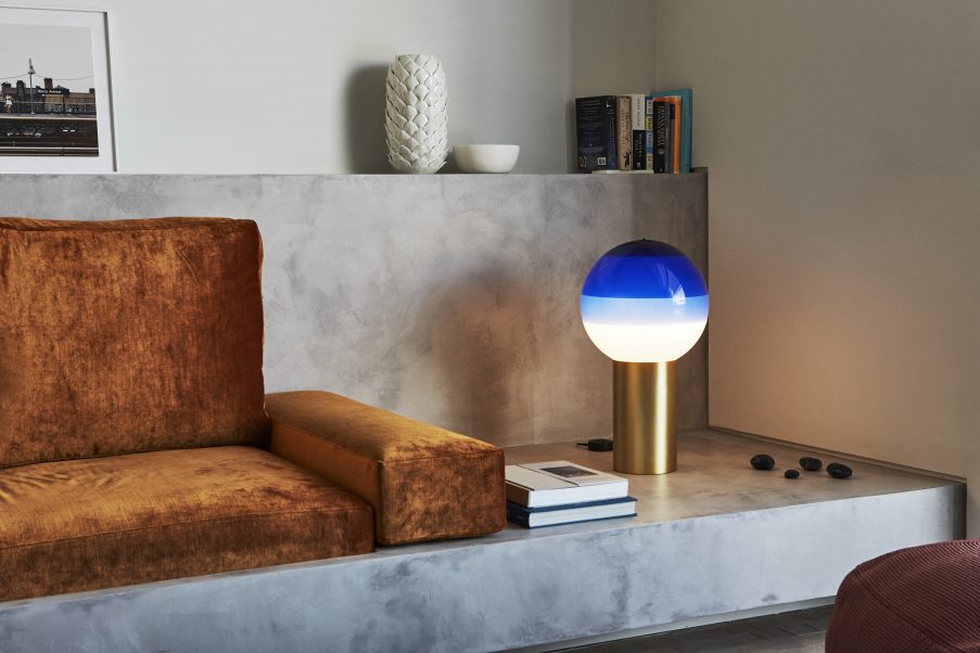 085711 Настольный светильник M бело-графитовый Marset Dipping Light  - Вид №6