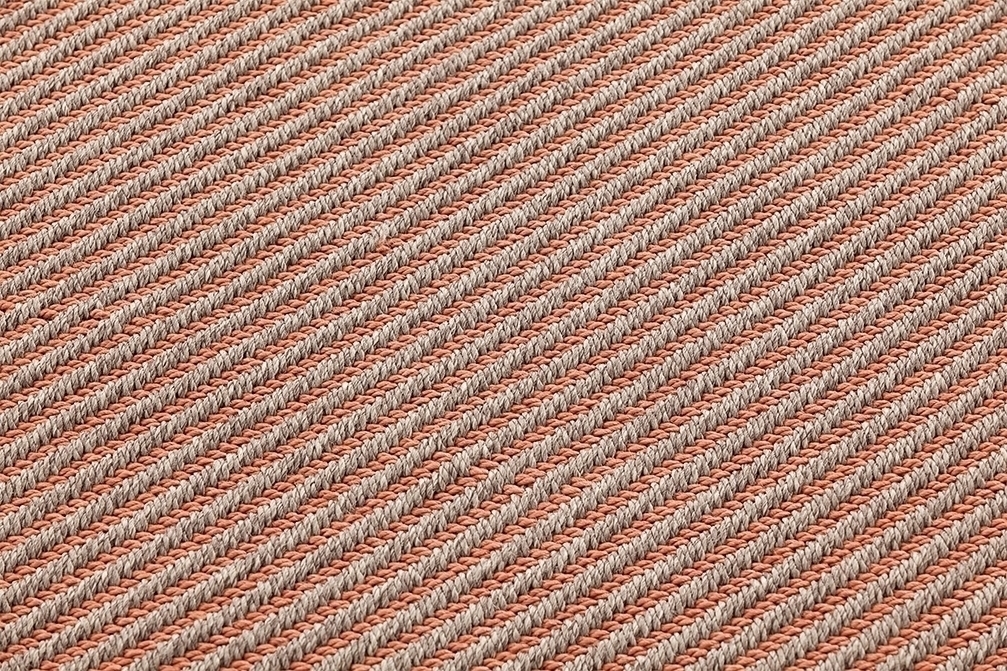 070660 Подушка GL Diagonal almond-peach 70x70 GAN Garden Layers - Вид №2