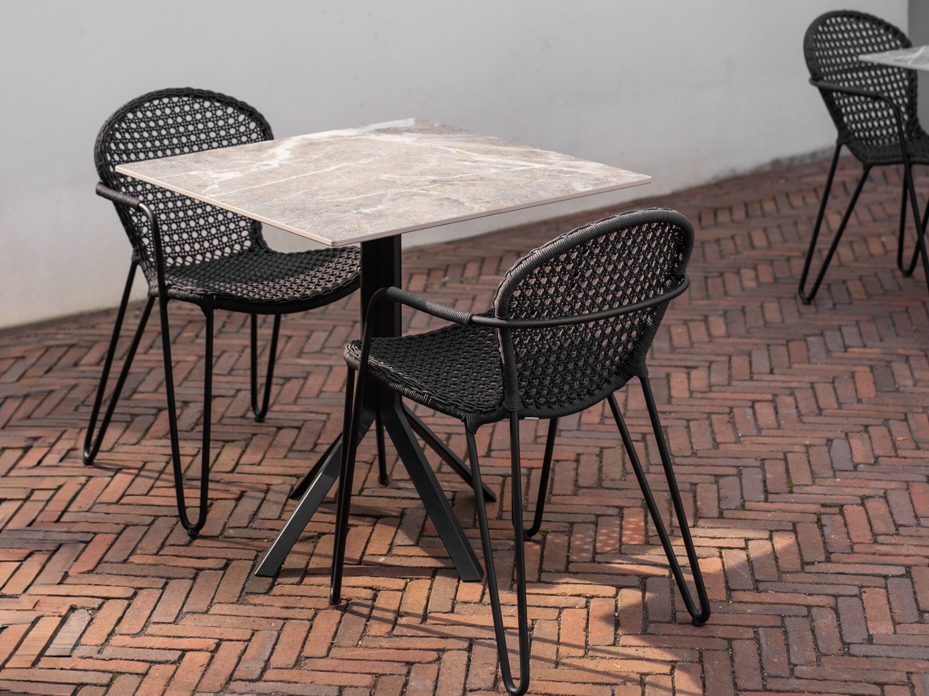 Квадратный стол в Ксерамике Joli ARCH-00058263