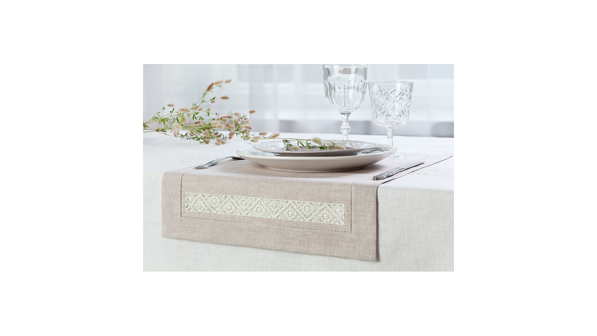 10616530 Крестецкая строчка Набор салфеток под приборы 50x35см Ткань  - Вид №3