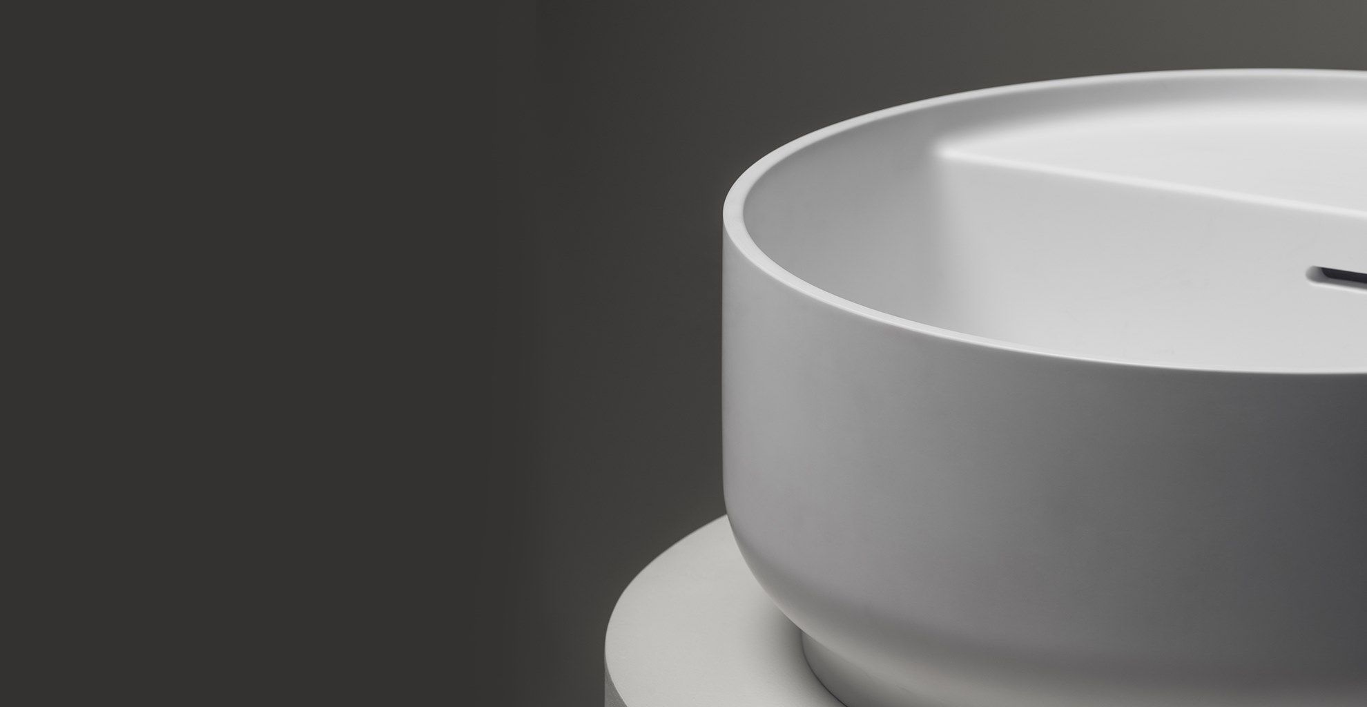 Круглая столешница из Cristalplant® biobased Zucchetti Beam ARCH-00028682 - Вид №8